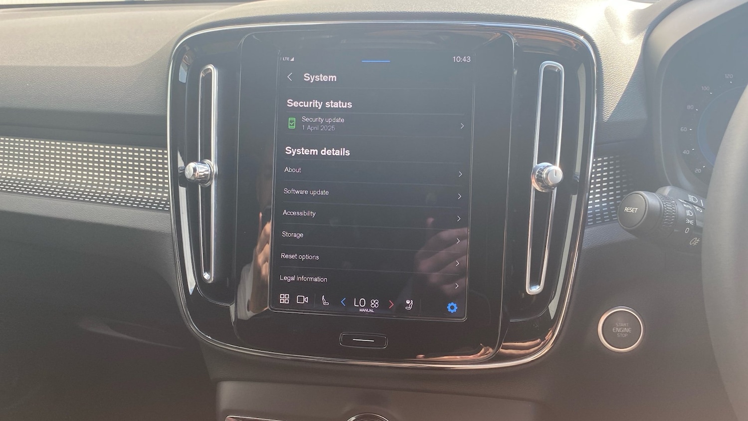 Used Volvo XC40 2022 for sale - 76836893: Photo 45