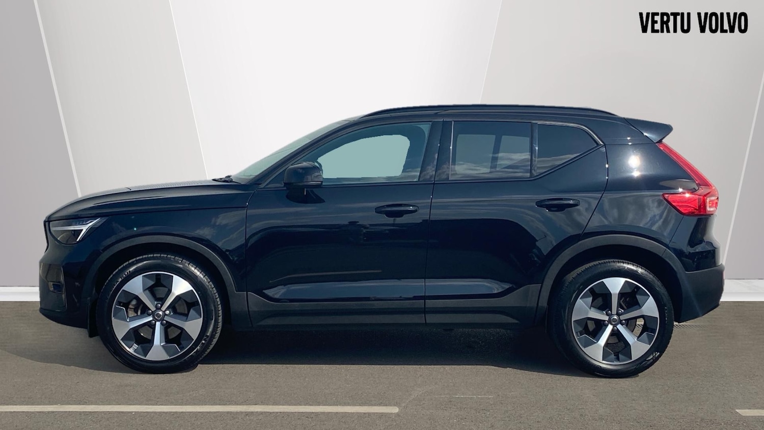 Used Volvo XC40 2022 for sale - 76836893: Photo 8