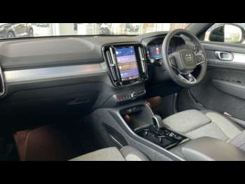 Used Volvo XC40 2024 for sale - 74342617: Photo
