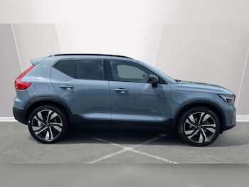 Used Volvo XC40 2023 for sale - 78942132: Photo