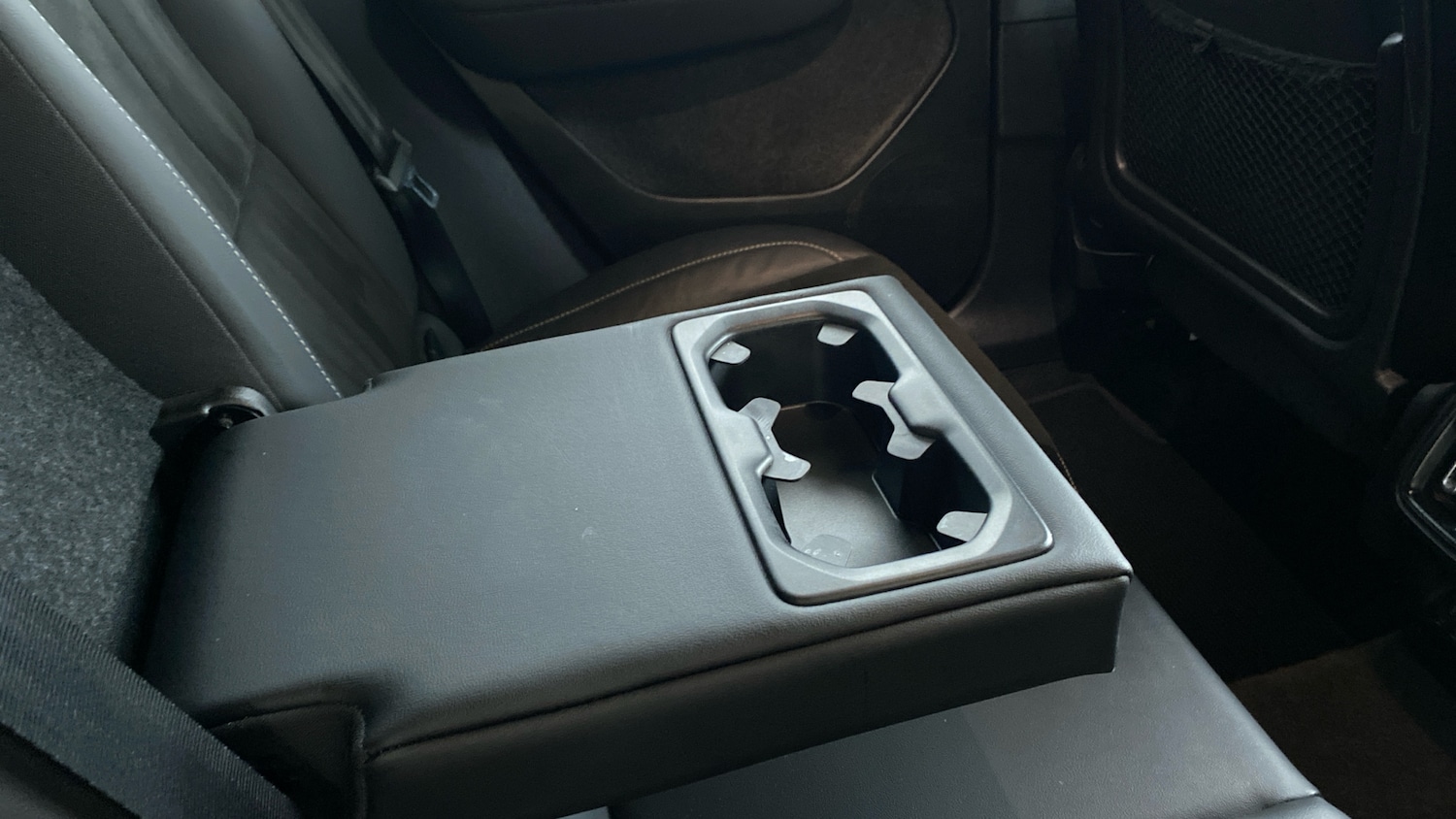 Used Volvo XC40 2022 for sale - 76653210: Photo 25