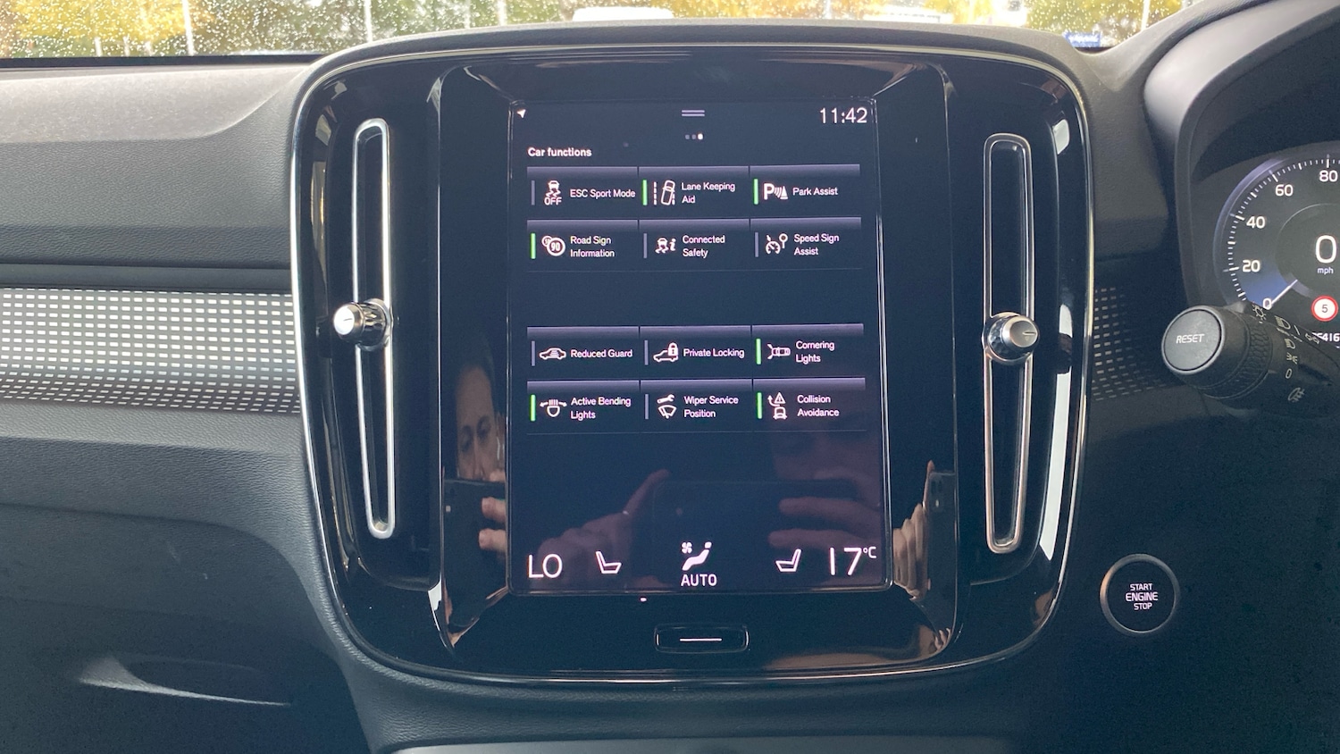 Used Volvo XC40 2022 for sale - 76653210: Photo 33