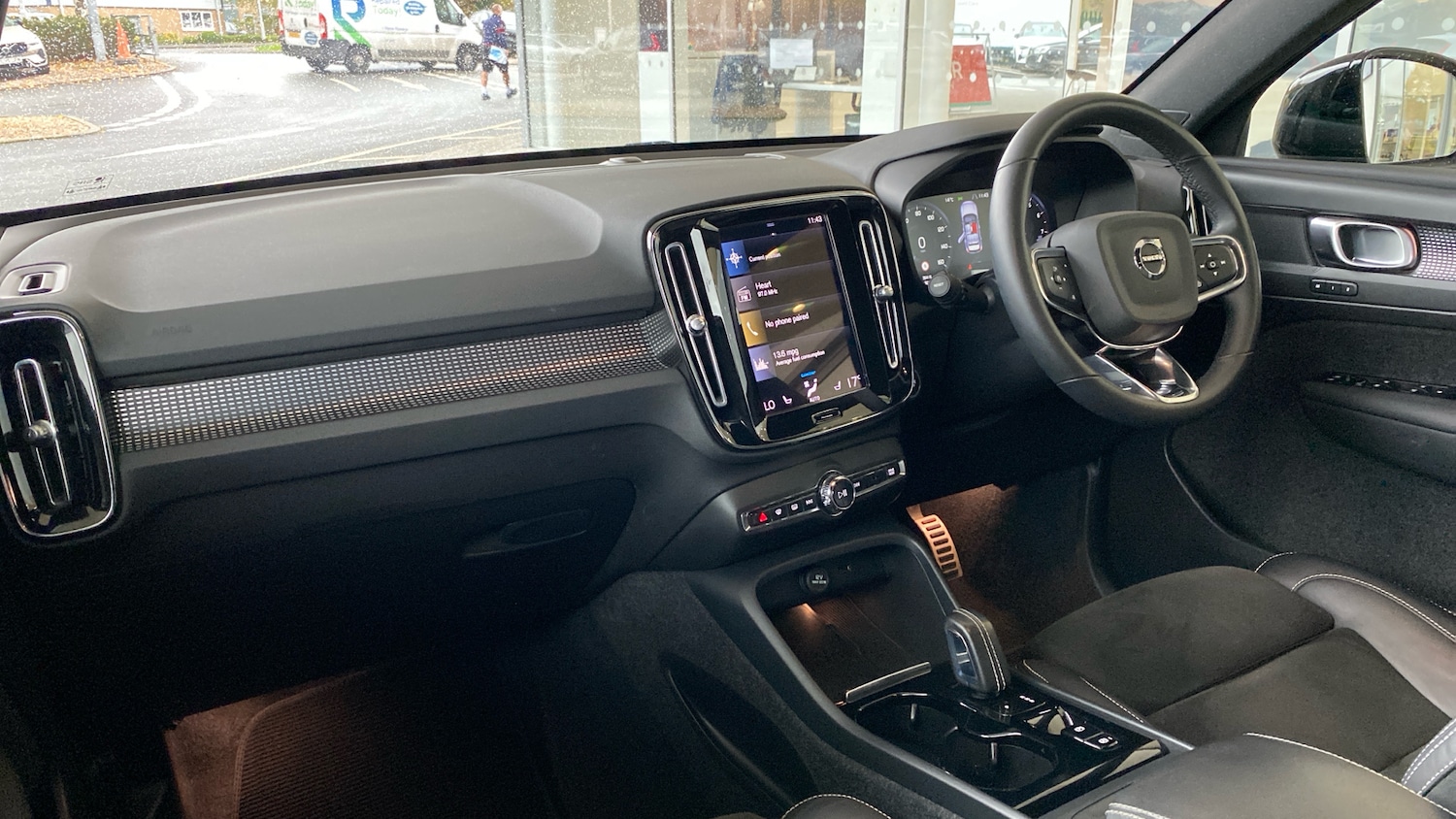 Used Volvo XC40 2022 for sale - 76653210: Photo 4