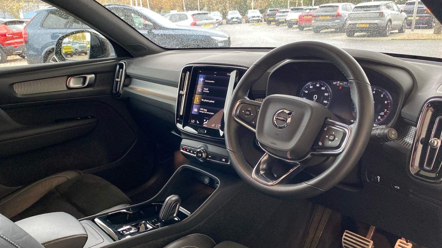 Used Volvo XC40 2022 for sale - 76653210: Photo 5