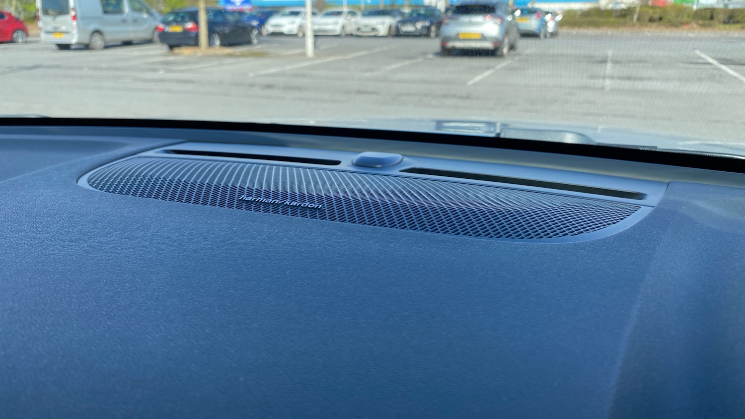 Used Volvo XC40 2022 for sale - 77984763: Photo 28