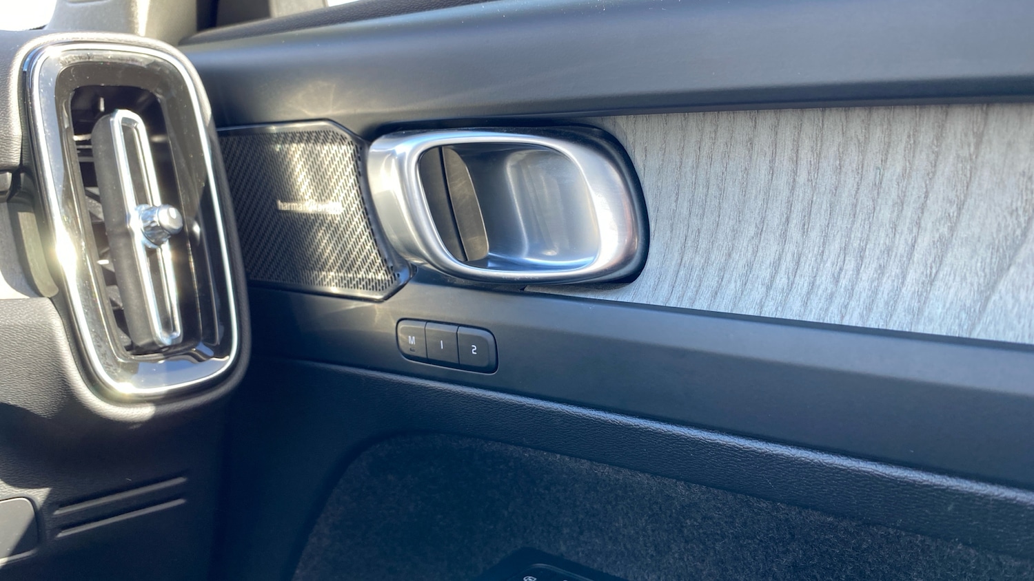 Used Volvo XC40 2022 for sale - 77984763: Photo 34