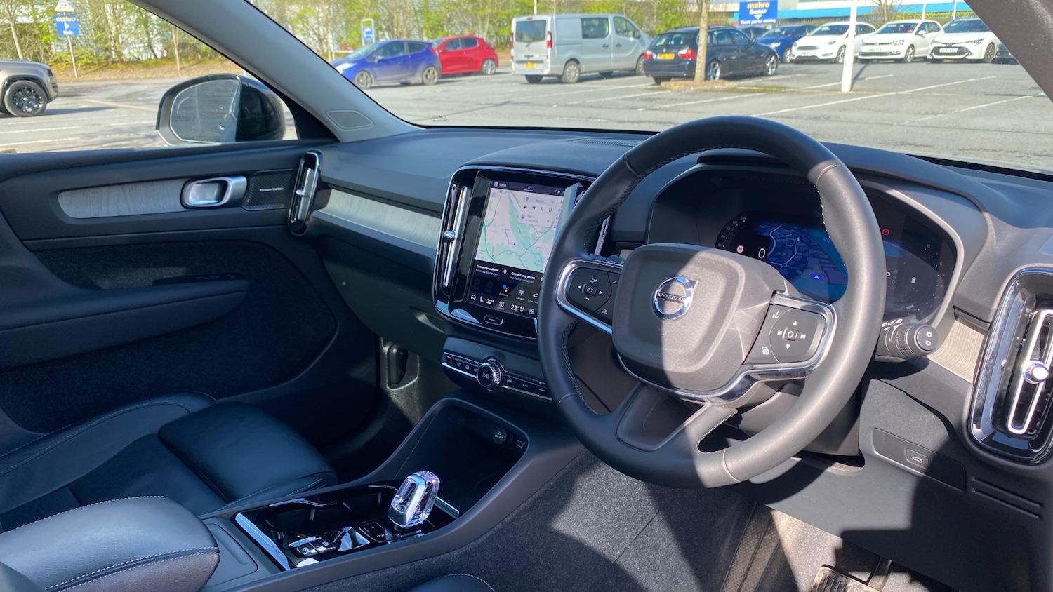 Used Volvo XC40 2022 for sale - 77984763: Photo 4