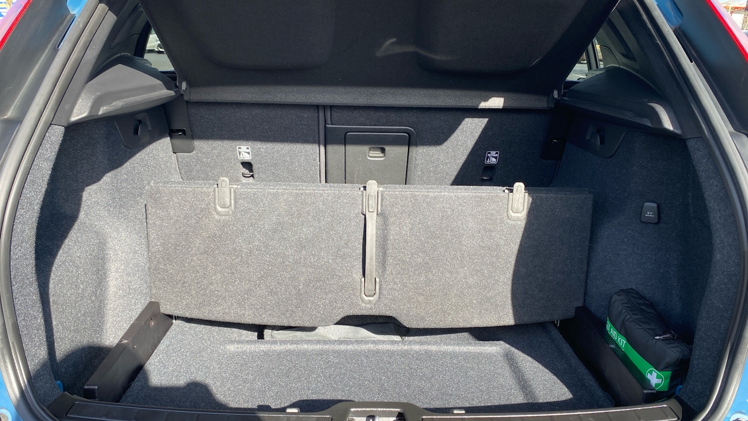 Used Volvo XC40 2022 for sale - 77984763: Photo 41