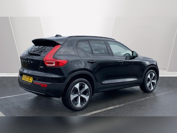 Used Volvo XC40 2023 for sale - 76696886: Photo