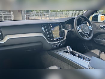Used Volvo XC60 2024 for sale - 75886070: Photo