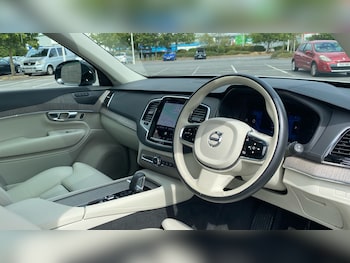 Used Volvo XC90 2023 for sale - 79329788: Photo