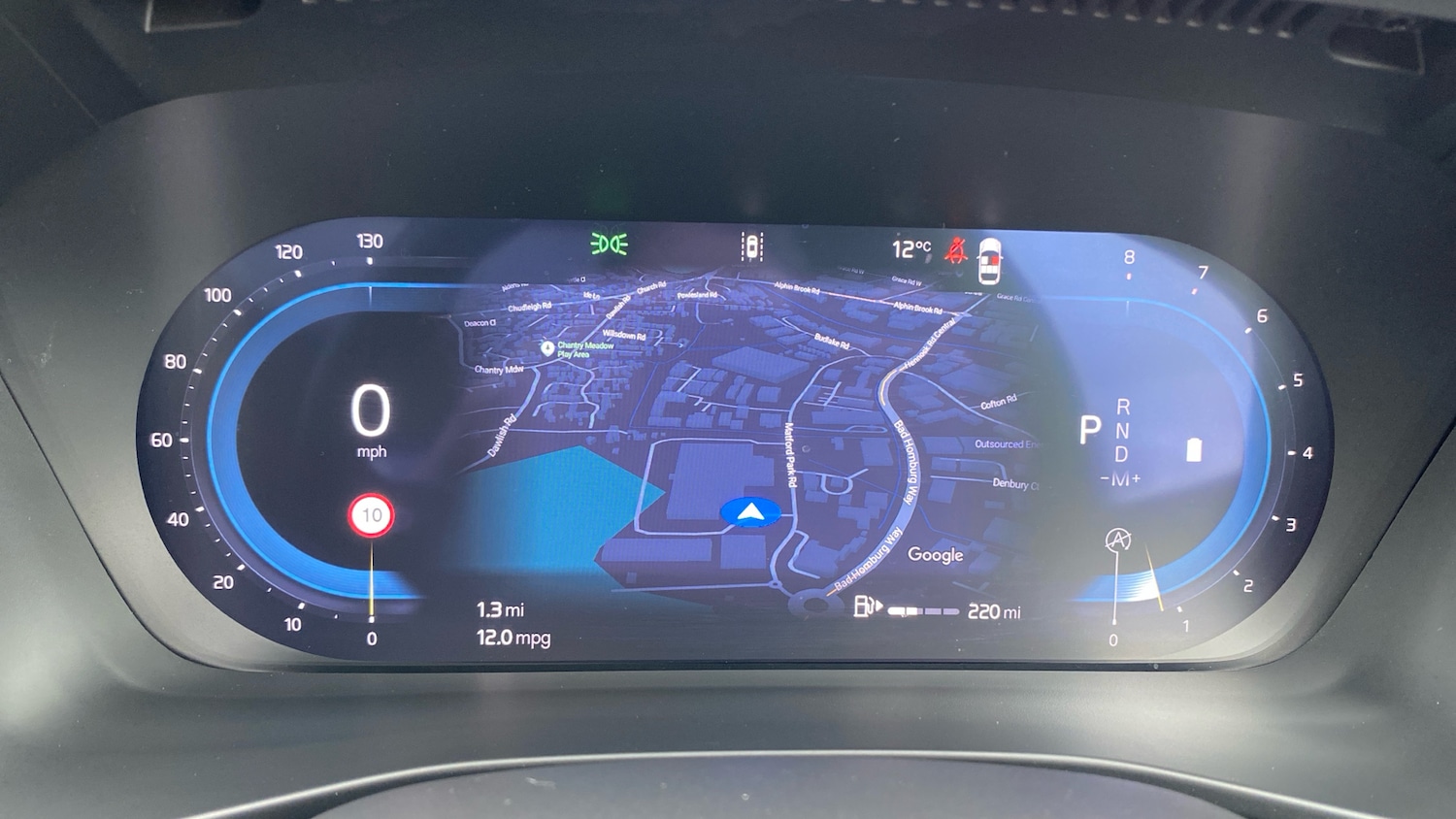 Used Volvo XC40 2025 for sale - 77915348: Photo 11