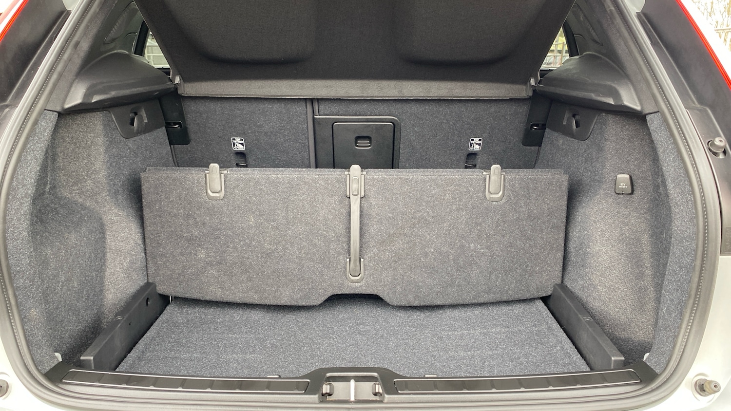 Used Volvo XC40 2025 for sale - 77915348: Photo 41