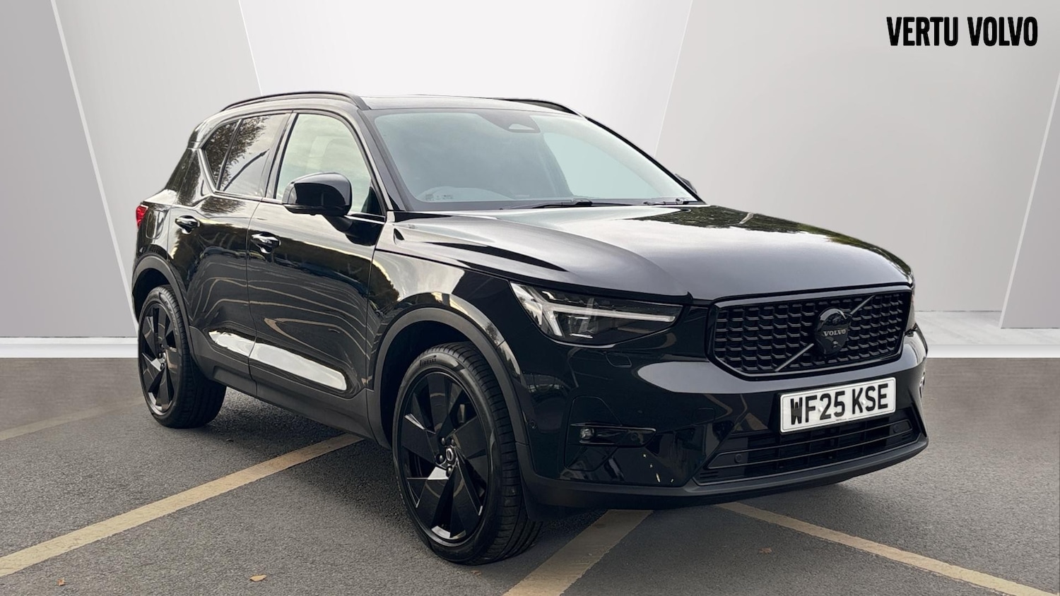 Used Volvo XC40 2025 for sale - 76653195: Photo 1