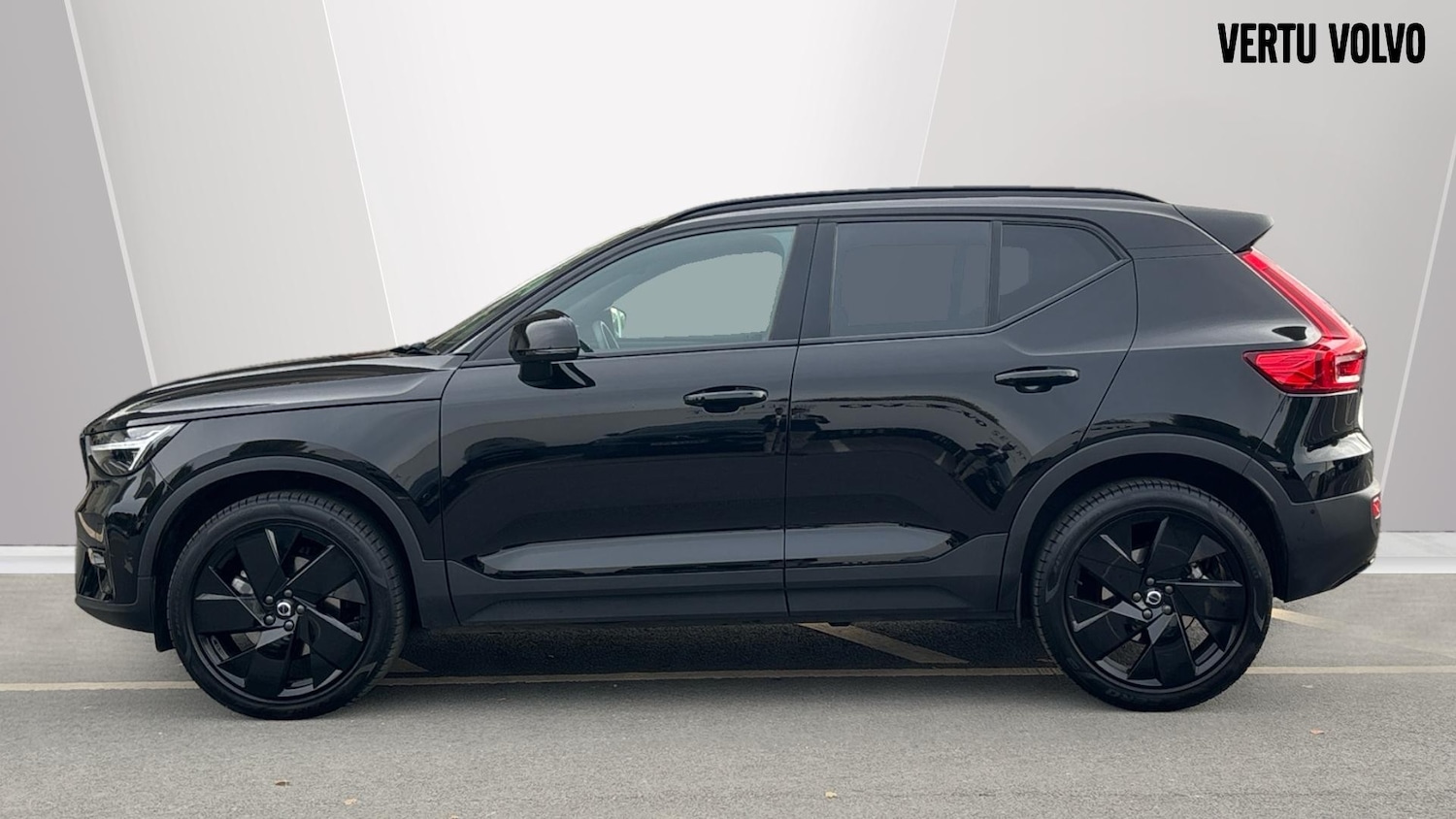 Used Volvo XC40 2025 for sale - 76653195: Photo 8