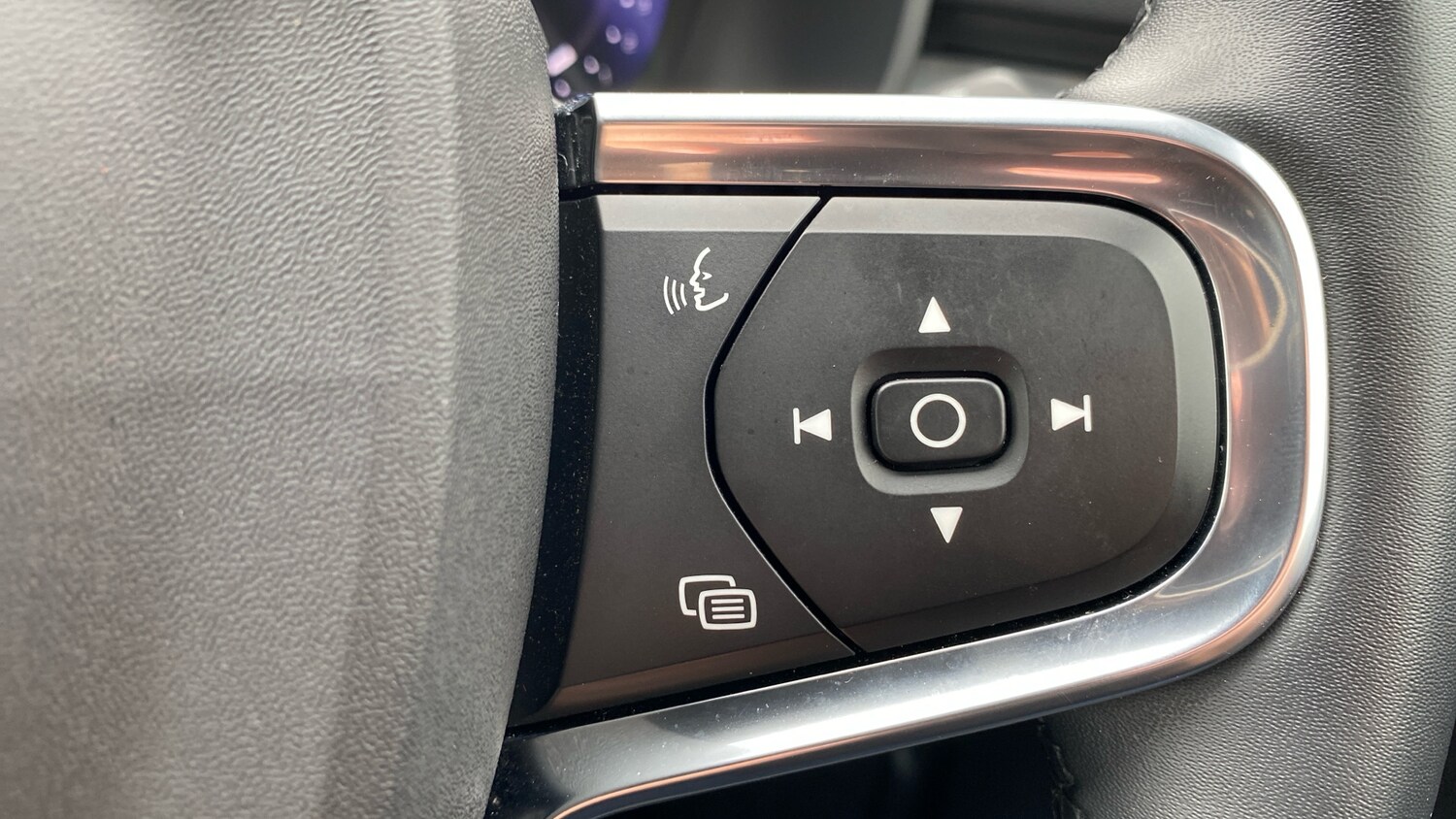 Used Volvo XC40 2022 for sale - 77790088: Photo 19