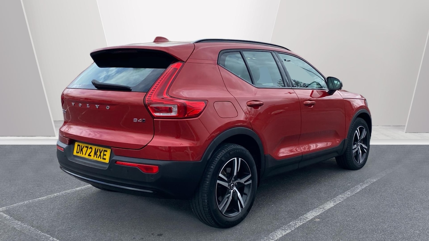 Used Volvo XC40 2022 for sale - 77790088: Photo 2