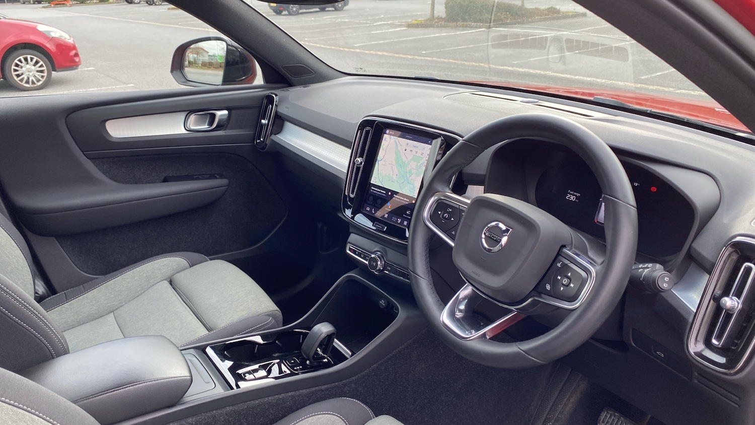 Used Volvo XC40 2022 for sale - 77790088: Photo 4