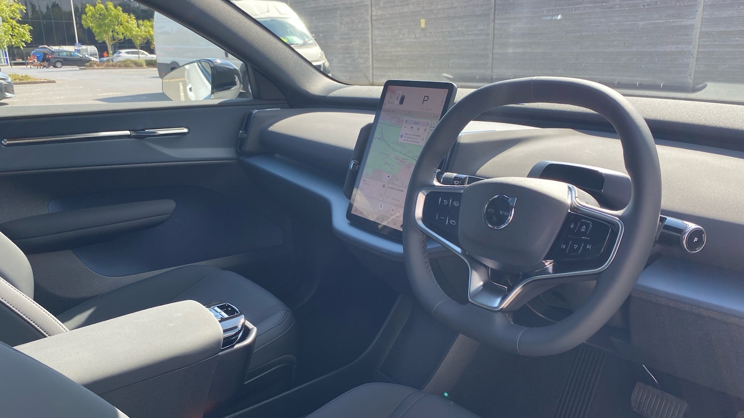 Used Volvo EX30 2025 for sale - 77465565: Photo 5