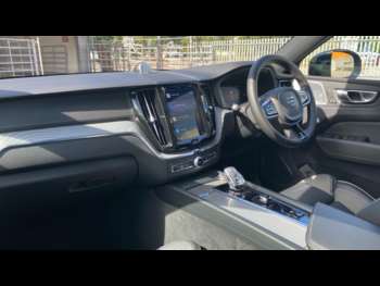 Used Volvo XC60 2024 for sale - 75390980: Photo