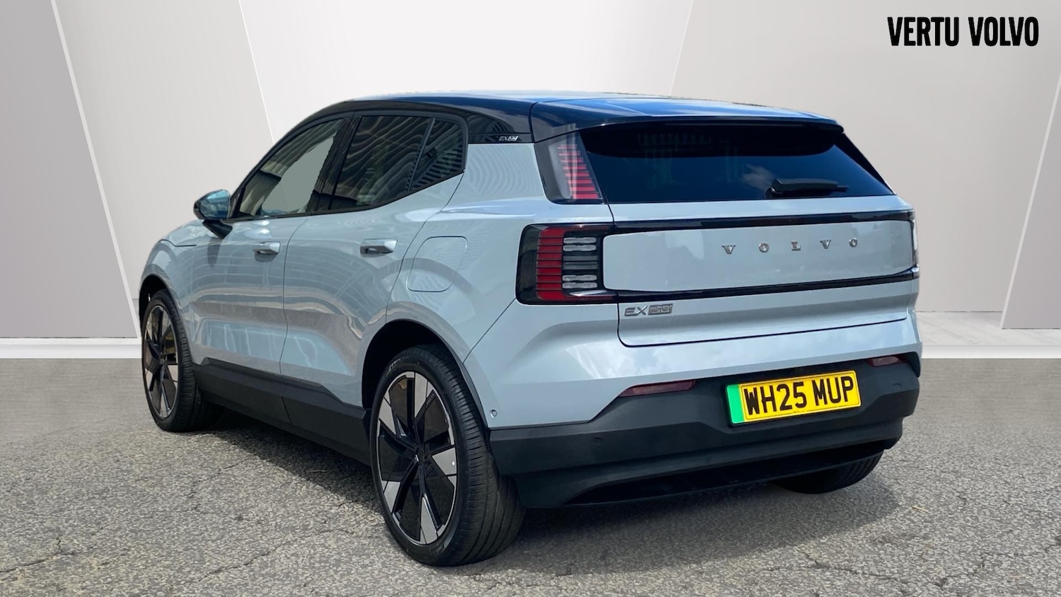 Used Volvo EX30 2025 for sale - 77465563: Photo 2
