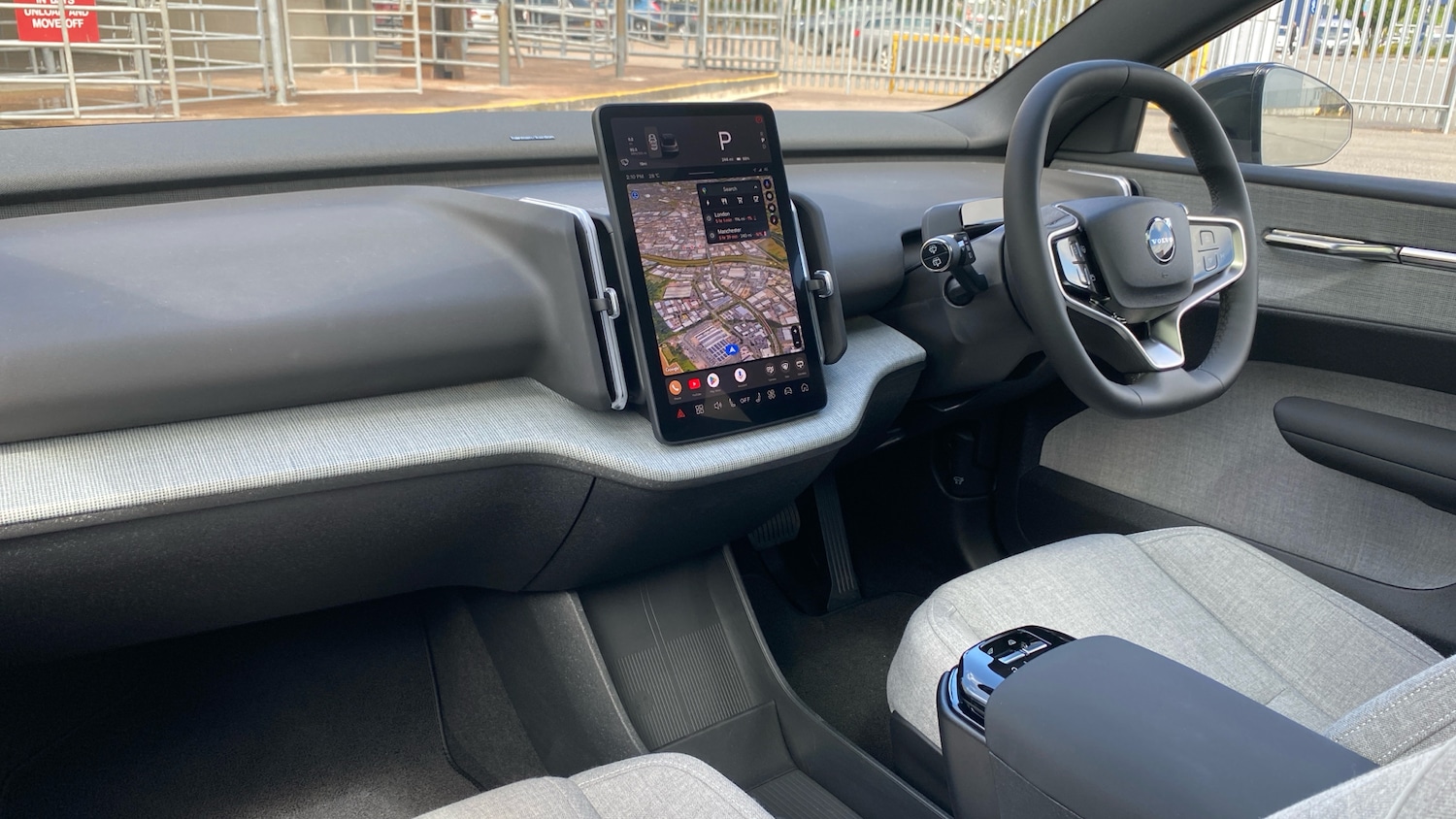 Used Volvo EX30 2025 for sale - 77465563: Photo 4