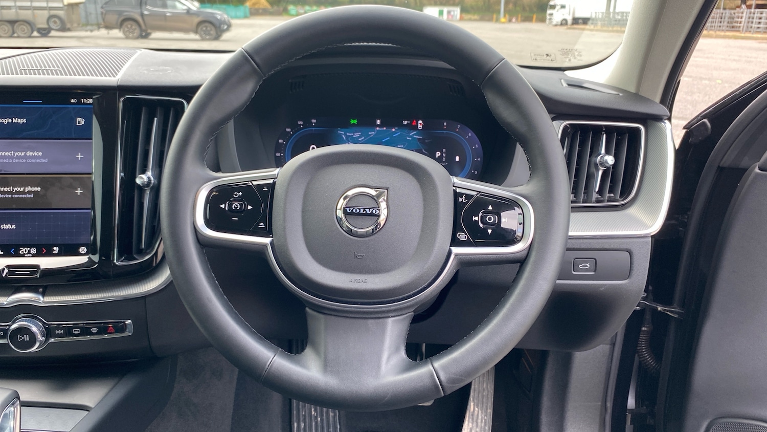 Used Volvo XC60 2024 for sale - 77336451: Photo 10