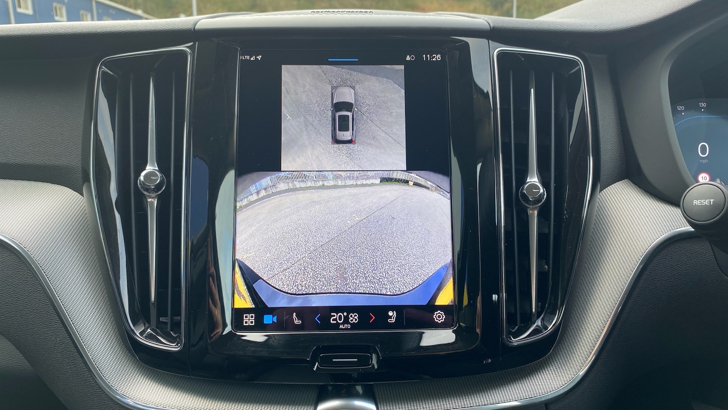 Used Volvo XC60 2024 for sale - 77336451: Photo 16