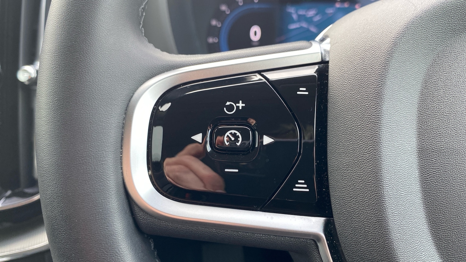 Used Volvo XC60 2024 for sale - 77336451: Photo 27