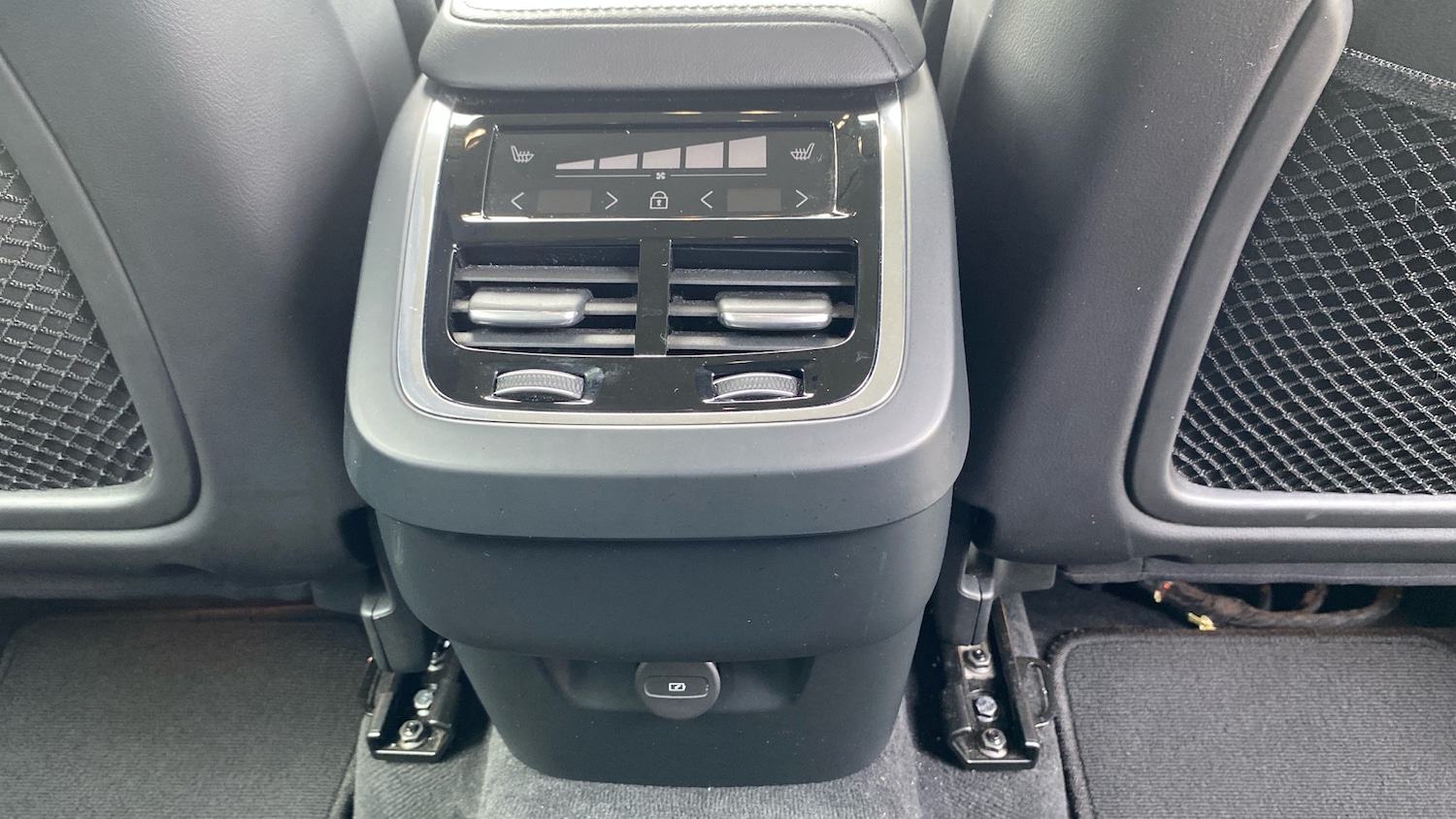 Used Volvo XC60 2024 for sale - 77336451: Photo 36