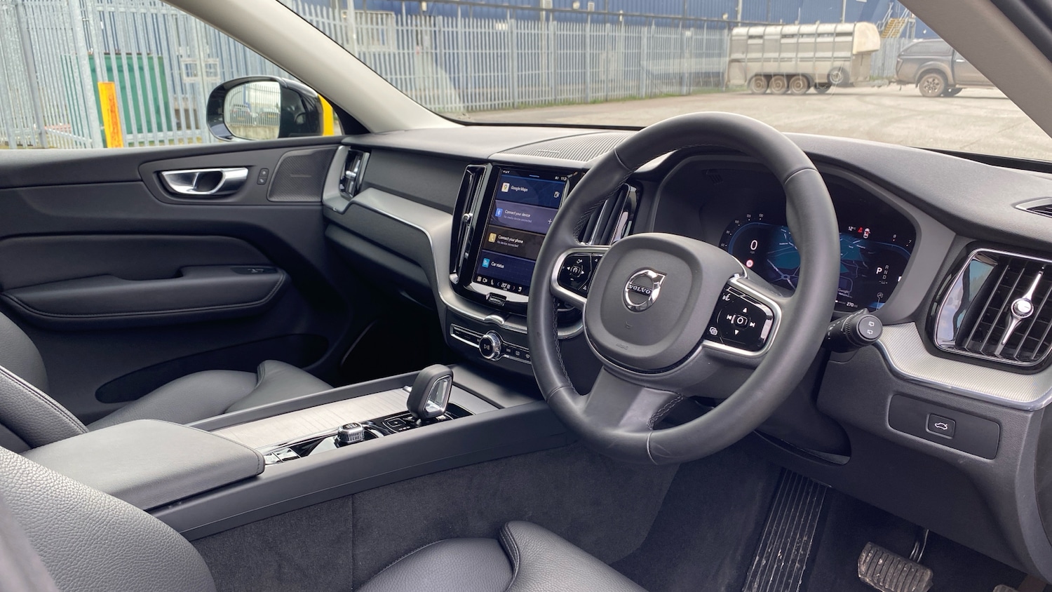 Used Volvo XC60 2024 for sale - 77336451: Photo 4