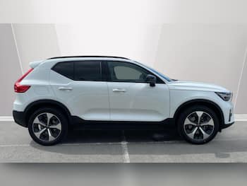 Used Volvo XC40 2023 for sale - 79706092: Photo