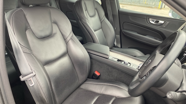 Used Volvo XC60 2021 for sale - 75584608: Photo 9