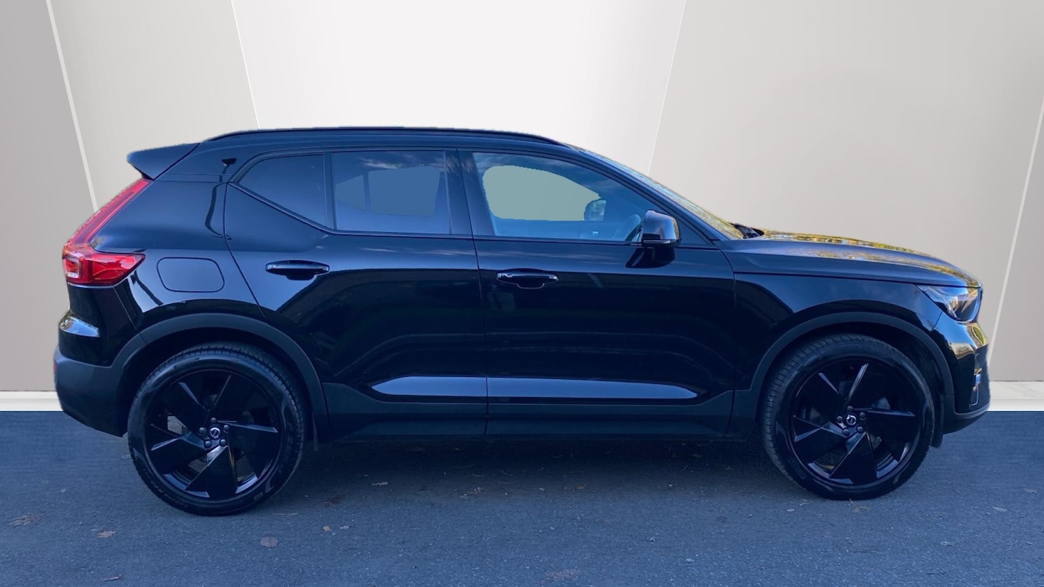 Used Volvo XC40 2024 for sale - 77544589: Photo 3