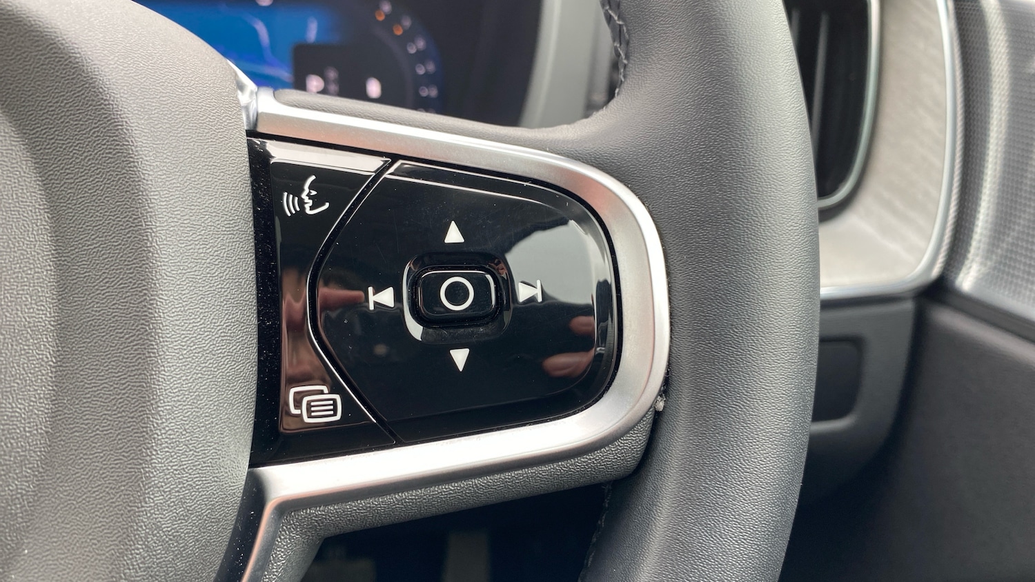 Used Volvo XC60 2025 for sale - 77651016: Photo 31