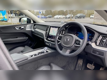 Used Volvo XC60 2025 for sale - 77651016: Photo