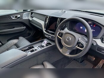 Used Volvo XC60 2025 for sale - 76738661: Photo