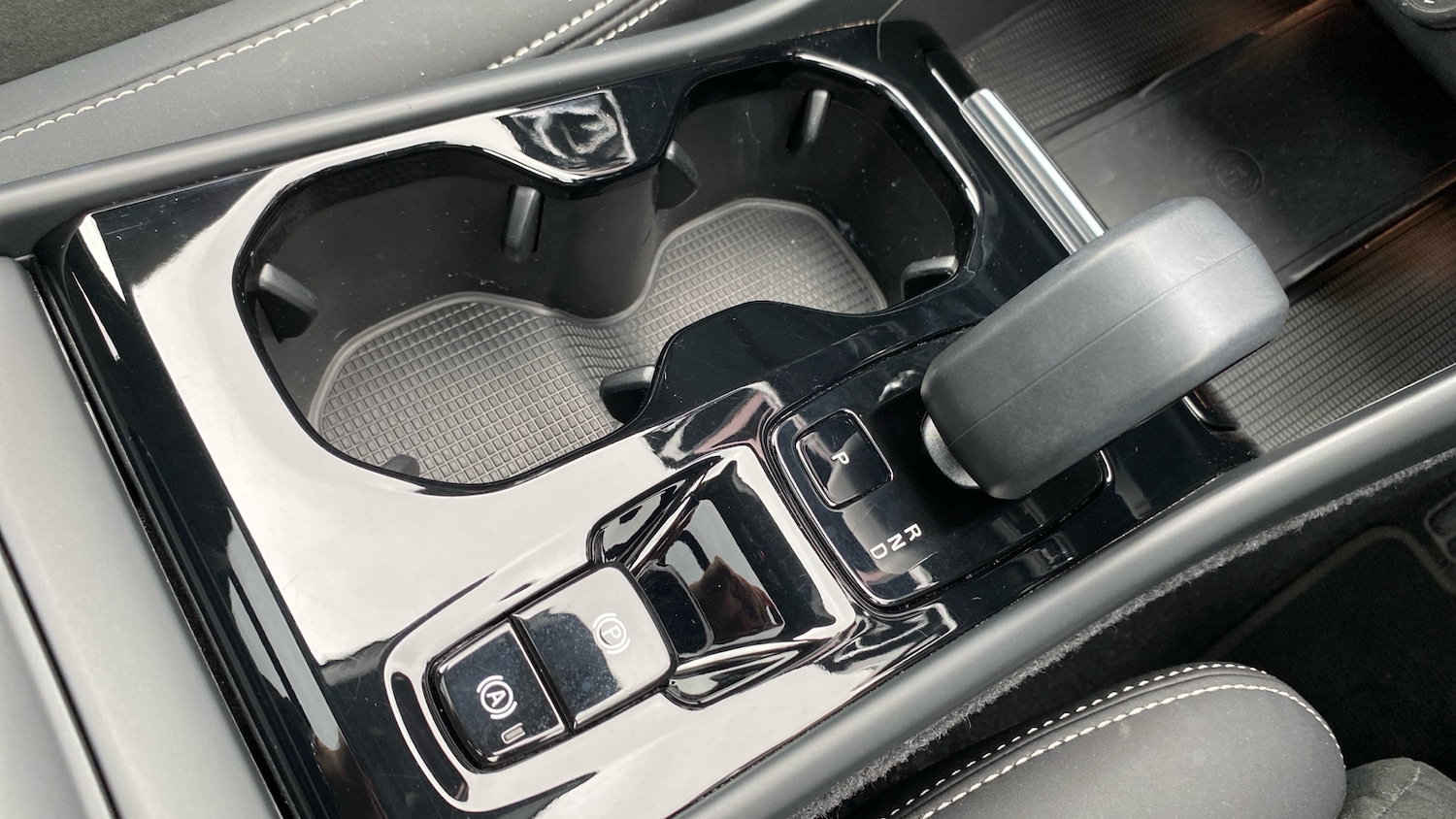 Used Volvo XC40 2022 for sale - 76653265: Photo 14