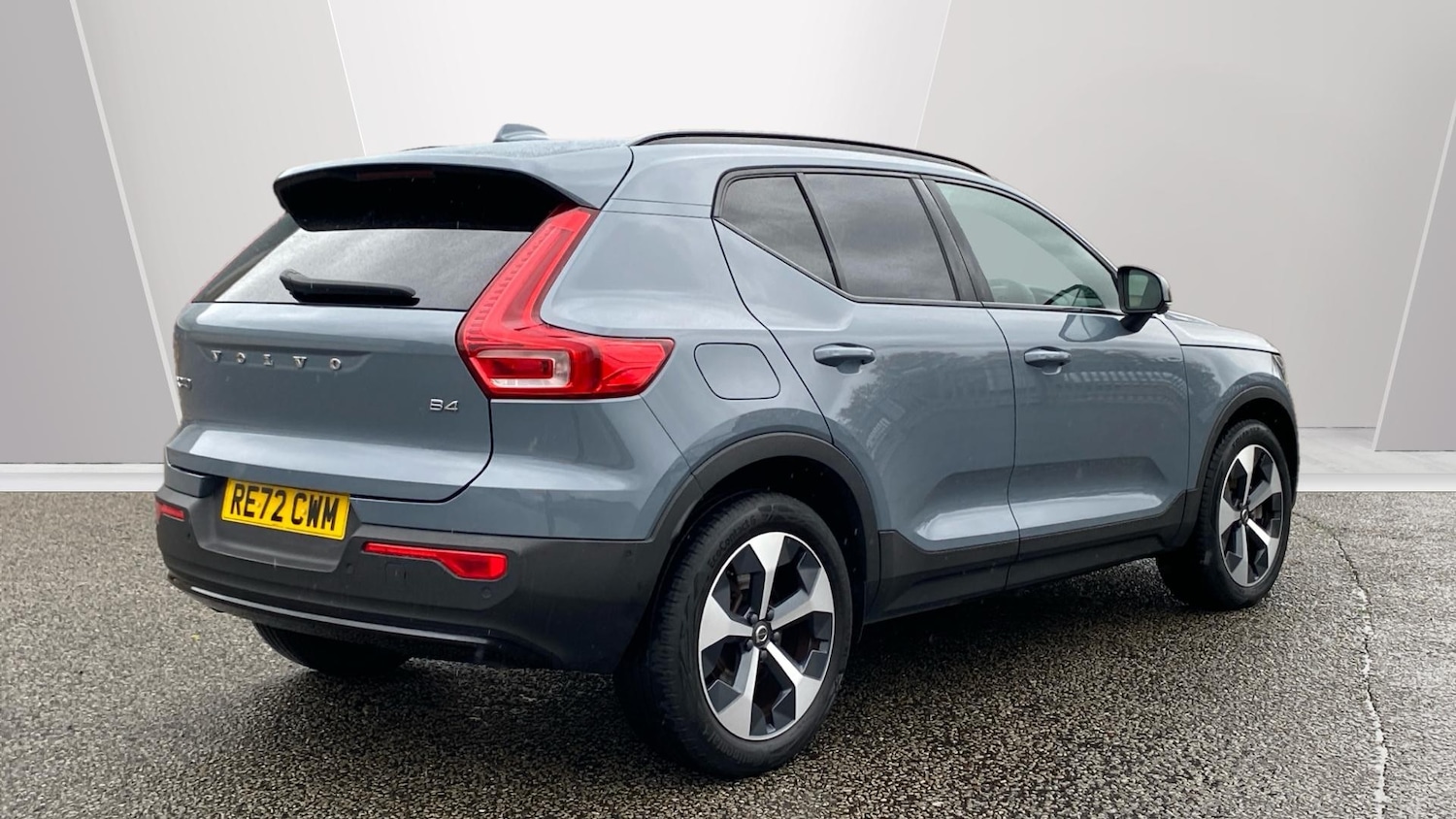 Used Volvo XC40 2022 for sale - 76653265: Photo 2