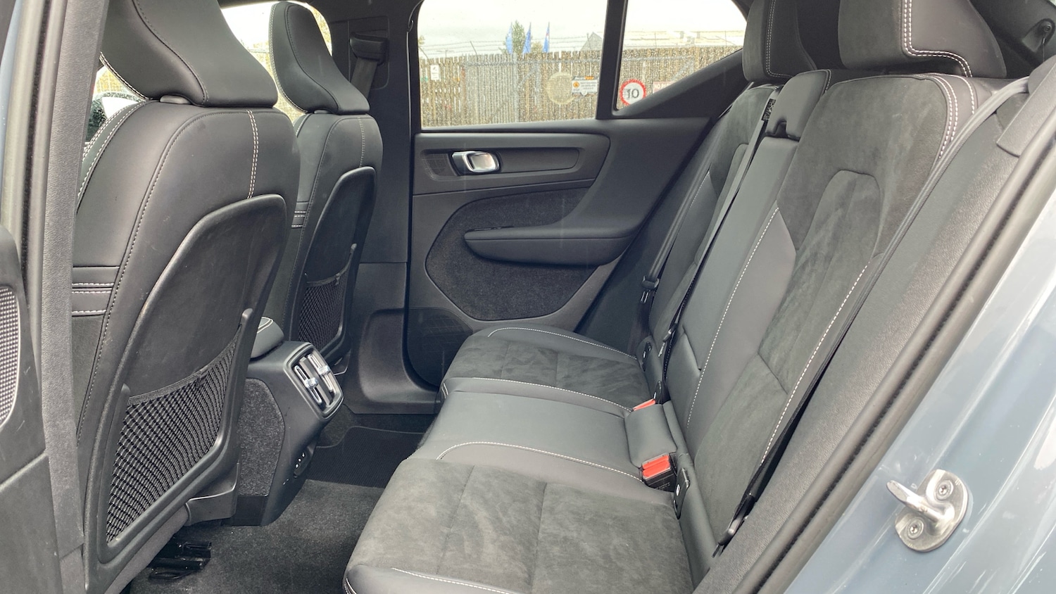 Used Volvo XC40 2022 for sale - 76653265: Photo 6