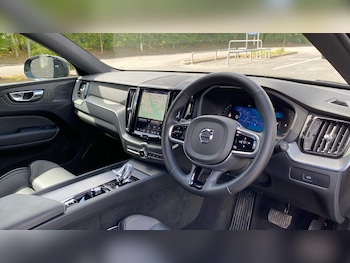 Used Volvo XC60 2025 for sale - 78439552: Photo