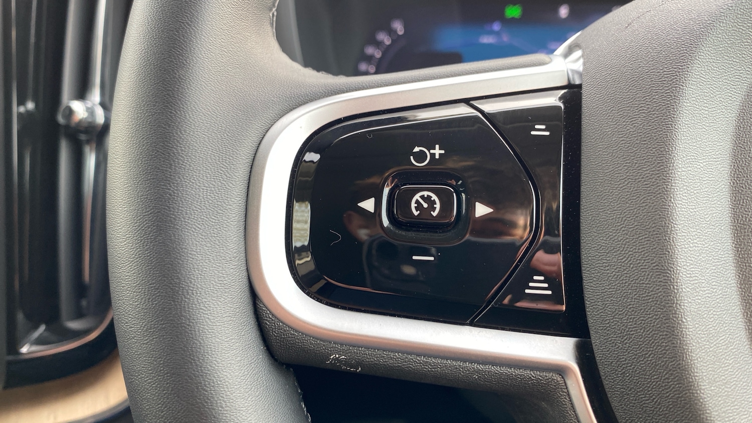 Used Volvo XC60 2025 for sale - 77489902: Photo 18