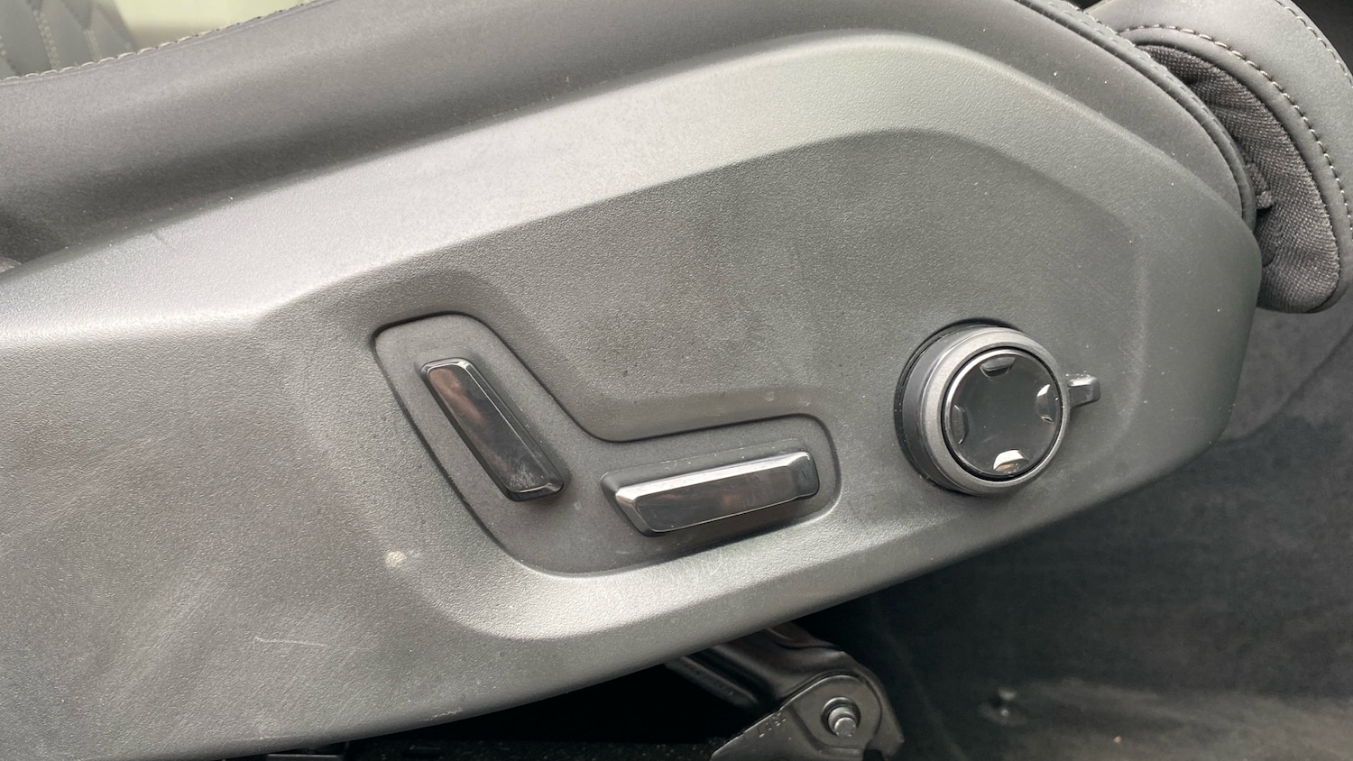 Used Volvo XC60 2025 for sale - 77489902: Photo 26