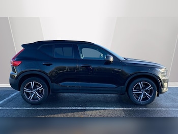 Used Volvo XC40 2021 for sale - 76734928: Photo