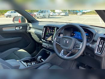 Used Volvo XC40 2024 for sale - 79557093: Photo