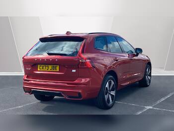Used Volvo XC60 2023 for sale - 79547380: Photo