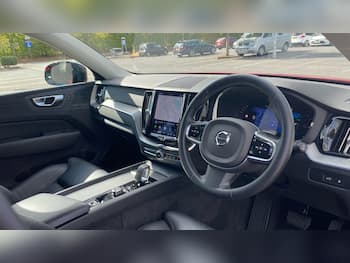 Used Volvo XC60 2023 for sale - 79547380: Photo