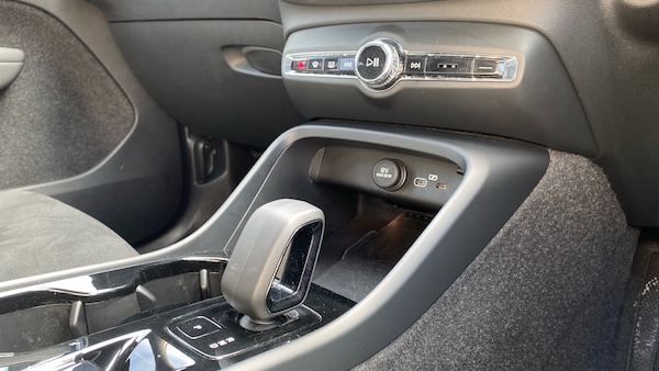 Used Volvo XC40 2025 for sale - 76025796: Photo 14