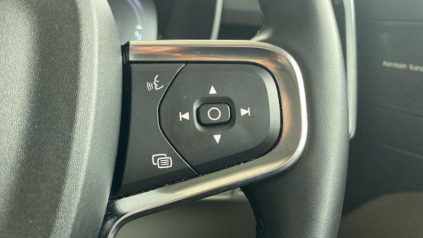 Used Volvo XC40 2023 for sale - 75526441: Photo 19