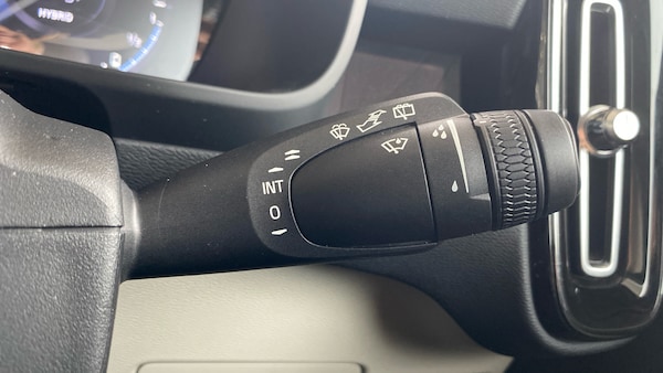 Used Volvo XC40 2023 for sale - 75526441: Photo 24